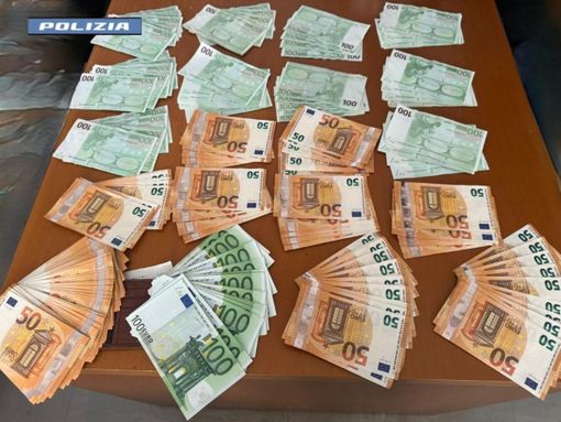 La Polizia di Stato arresta in flagranza un truffatore: sventato il raggiro del finto carabiniere ai danni di un'anziana