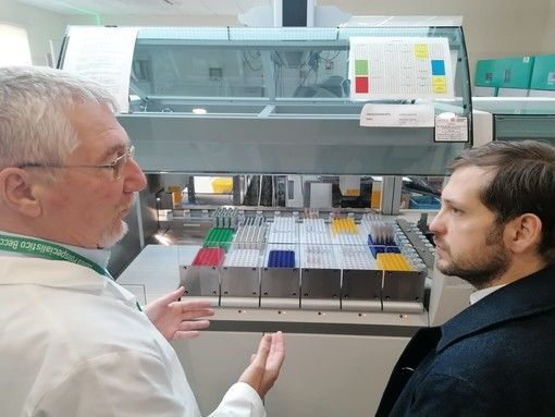 Si va verso la chiusura delle scuole in Lombardia. Il consigliere Monti: «Favorevole allo stop delle lezioni» Si va verso la chiusura delle scuole in Lombardia. Il consigliere Monti: «Favorevole allo stop delle lezioni»