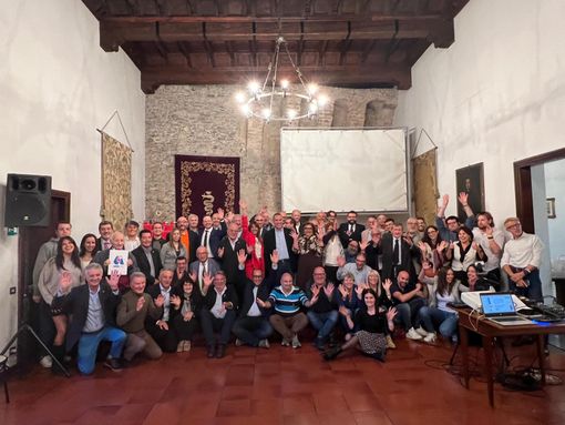 Avis Lombardia, otto anni di mandato di Oscar Bianchi: “Risultati importanti grazie al contributo di tutti” Avis Lombardia, otto anni di mandato di Oscar Bianchi: “Risultati importanti grazie al contributo di tutti”