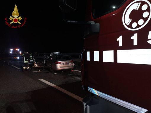 Tragico schianto sull'autostrada Milano-Genova, muore un 59enne Tragico schianto sull'autostrada Milano-Genova, muore un 59enne