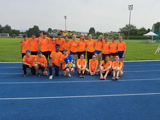 "Pavia Athletic Pool", con Atletica Vigevano: porta tutte le 4 squadre giovanili in maglia Cus Pavia alle finali regionali dei campionati di società "Pavia Athletic Pool", con Atletica Vigevano: porta tutte le 4 squadre giovanili in maglia Cus Pavia alle finali regionali dei campionati di società