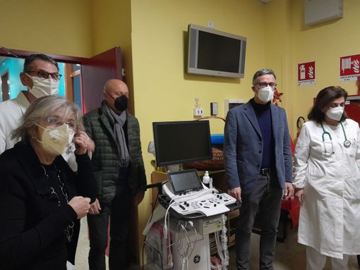 Vigevano: l'associazione &quot;Federica Griffa&quot; ha donato un ecografo di ultima generazione al reparto di pediatria del Civile