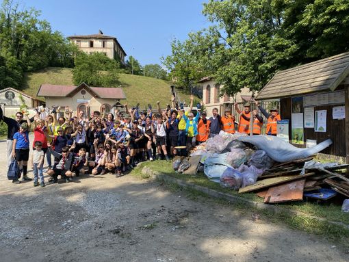 Vigevano: oltre 130 persone per la Giornata del Verde Pulito, con tanti bambini e ragazzi