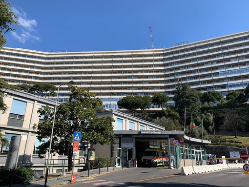 Morta a Genova la 18enne colpita da trombosi dopo il vaccino AstraZeneca