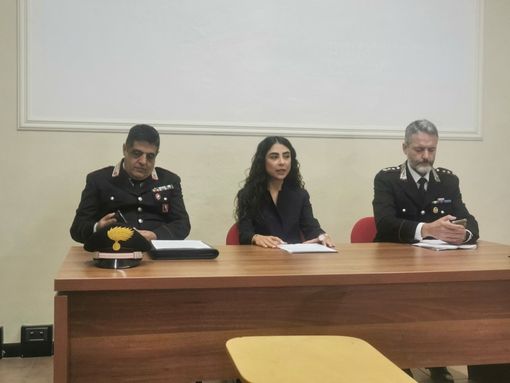 Vercelli: una rapina e sei furti con strappo tra agosto e ottobre: per "Bonnie & Clyde" si aprono le porte del carcere Vercelli: una rapina e sei furti con strappo tra agosto e ottobre: per "Bonnie & Clyde" si aprono le porte del carcere