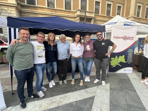VIDEO. La maglia di Chiellini, il dono di Ocon: «La festa dello sport è anche amore». Tutti uniti dal ricordo di Chiara e Cristian VIDEO. La maglia di Chiellini, il dono di Ocon: «La festa dello sport è anche amore». Tutti uniti dal ricordo di Chiara e Cristian