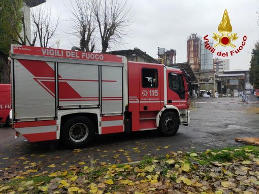 Corsico, esplosione in ditta: danni, ma nessun ferito