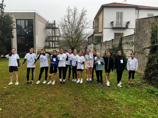 Campestre d'istituto nel giardino della Robecchi, in pista oltre un centinaio di ragazzi delle medie Campestre d'istituto nel giardino della Robecchi, in pista oltre un centinaio di ragazzi delle medie