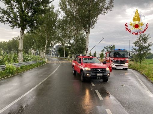 Un intervento dei vigili del fuoco - foto dalla direzione regionale Un intervento dei vigili del fuoco - foto dalla direzione regionale