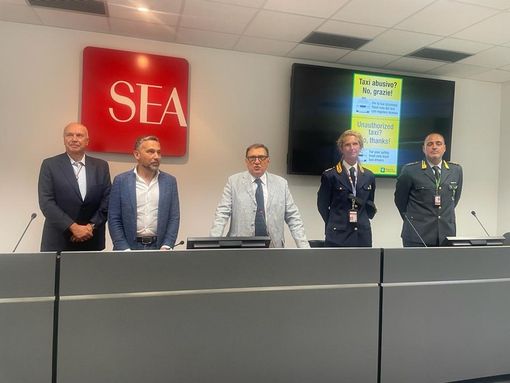 Taxi, al via la campagna contro gli abusivi negli aeroporti e nelle stazioni