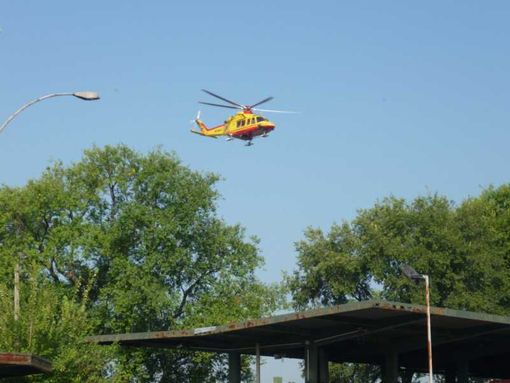 Elisoccorso ad Abbiategrasso per una bimba di tre mesi caduta