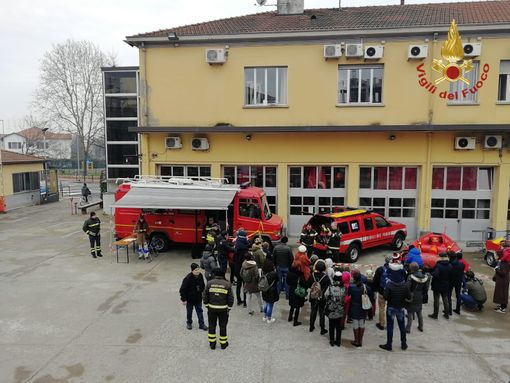 Pavia: i vigili del fuoco aprono le porte della caserma ai più piccoli
