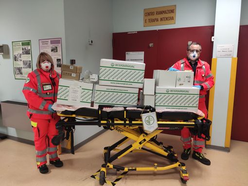 Vigevano: la Croce Verde consegna alla rianimazione dell'Ospedale Civile presidi sanitari per fronteggiare l'emergenza Coronavirus