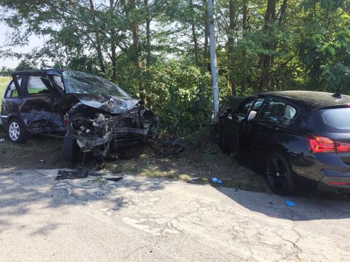 Mede: frontale fra due auto, interviene l'elisoccorso