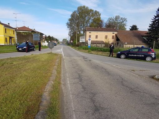 Valle Lomellina: evade dai domiciliari dopo numerosi maltrattamenti alla madre, in manette un 46enne Valle Lomellina: evade dai domiciliari dopo numerosi maltrattamenti alla madre, in manette un 46enne