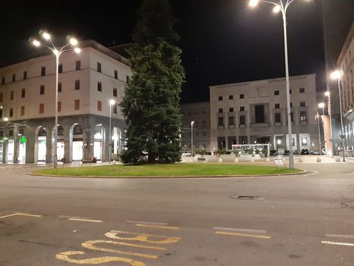 Nuovo Dpcm: possibile divieto di uscita dal proprio comune il 25 e 31 dicembre e ristoranti aperti a pranzo per Natale, Santo Stefano e Capodanno Nuovo Dpcm: possibile divieto di uscita dal proprio comune il 25 e 31 dicembre e ristoranti aperti a pranzo per Natale, Santo Stefano e Capodanno