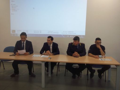 Vigevano, Polizia locale e amministrazione comunale fianco a fianco contro i &quot;furbetti&quot; dei rifiuti