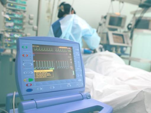 I medici: ‘Terapie intensive, Lombardia al collasso’