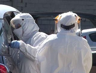 Covid-19, 99 tamponi effettuati ogni centomila lombardi Covid-19, 99 tamponi effettuati ogni centomila lombardi