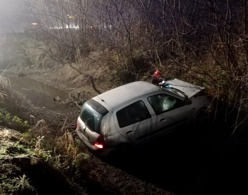 Lomello esce di strada sulla provinciale 193bis, ferito un 25enne