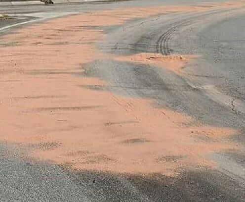 Abbiategrasso, incidente nella notte in viale Giotto: nessun ferito, ma abbondante perdita di olio