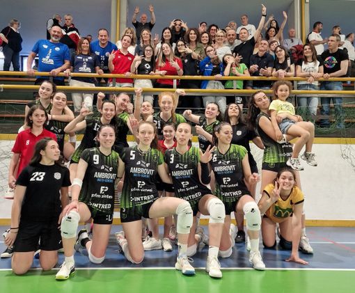 Volley B1 femminile: Garlasco non dà scampo a Rubiera e vola ai playoff con il secondo posto Volley B1 femminile: Garlasco non dà scampo a Rubiera e vola ai playoff con il secondo posto