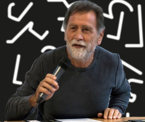Arte e intelligenza artificiale, il varesino Claudio Benzoni protagonista a Vigevano Arte e intelligenza artificiale, il varesino Claudio Benzoni protagonista a Vigevano