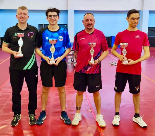 Tennistavolo: campionati provinciali, Cantella trionfa nell’assoluto. Altri tre atleti ducali a podio nelle rispettive categorie