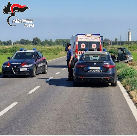Cergnago, 83enne travolge con l'auto un Ape Car e scappa: incastrato dalle telecamere e dai varchi comunali e denunciato dai Carabinieri Cergnago, 83enne travolge con l'auto un Ape Car e scappa: incastrato dalle telecamere e dai varchi comunali e denunciato dai Carabinieri