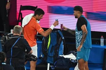 Djokovic e Kyrgios, settimana nera per gli &quot;anti-Sinner&quot;. E i social godono...