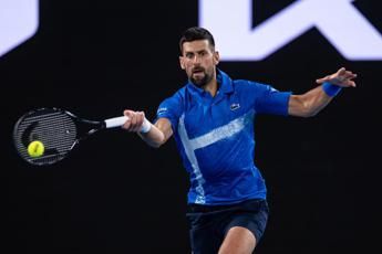 Djokovic, le scuse di Tony Jones: &quot;Era umorismo, nessuna mancanza di rispetto&quot;