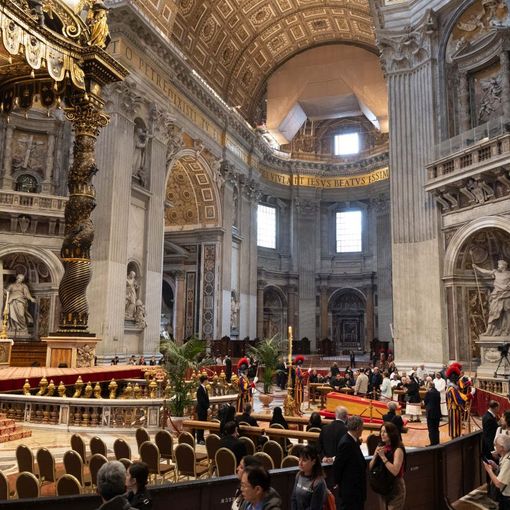 Papa, in 24 ore 50mila accessi alla basilica di San Pietro