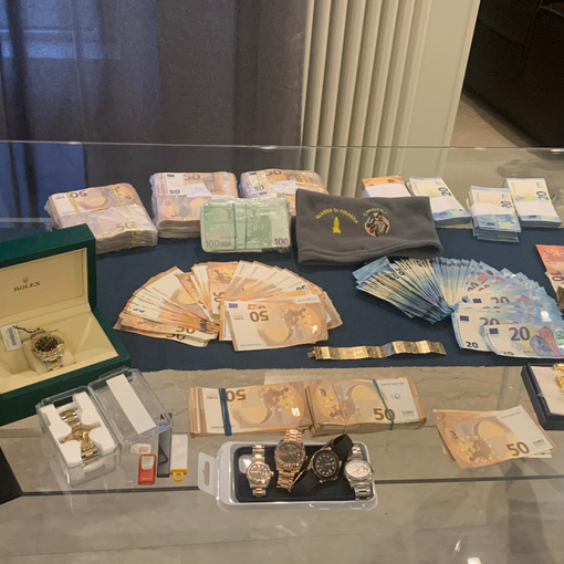 Maxi operazione delle Fiamme Gialle sequestrati circa 60 milioni di euro e disposte 13 ordinanze di custodia cautelare