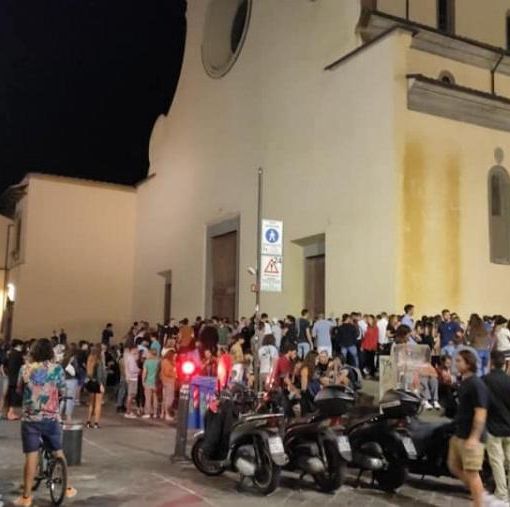 I sindaci contro il coprifuoco affidato ai Comuni