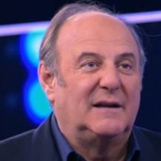 Gerry Scotti, il suo ufficio stampa smentisce: “Mai stato in terapia intensiva”