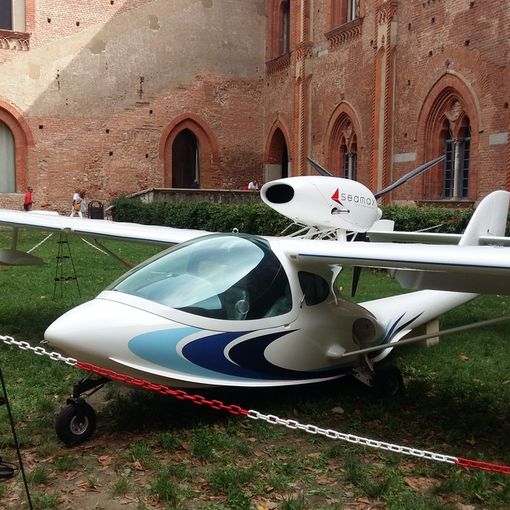 (FOTOGALLERY) – Vigevano, in Sala del Duca oggi l'inaugurazione della mostra &quot;Leonardo e il Volo&quot;