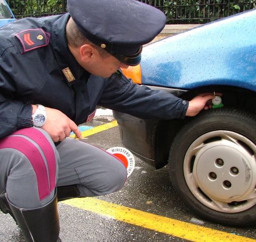 Gomme invernali o catene a bordo: dal 15 novembre scatta l'obbligo
