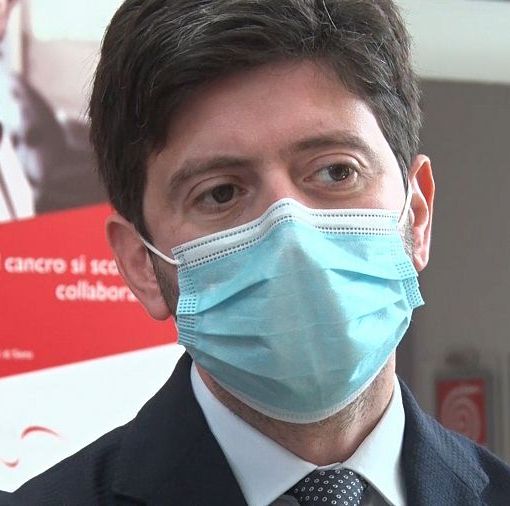Covid, Speranza presenterà il piano vaccini il 2 Dicembre