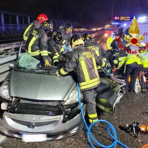 Dramma in tangenziale a Milano: padre, madre e figlia dodicenne vittime di un incidente stradale