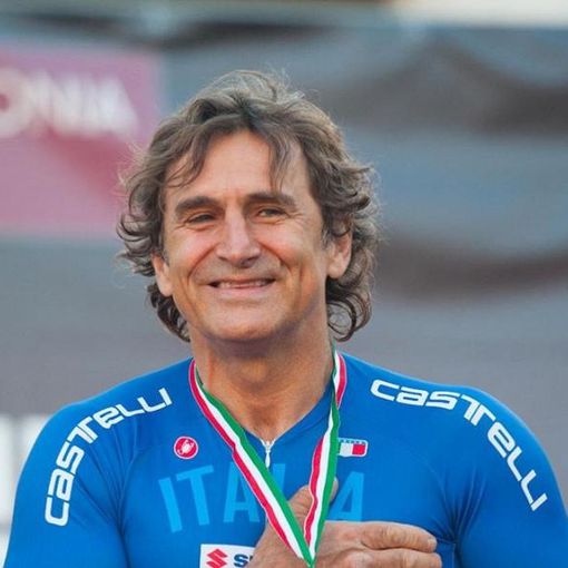 Zanardi, i medici hanno avviato il risveglio dal coma farmacologico