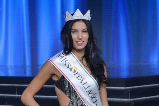Vigevano pronta a celebrare la bellezza di Carolina Stramare