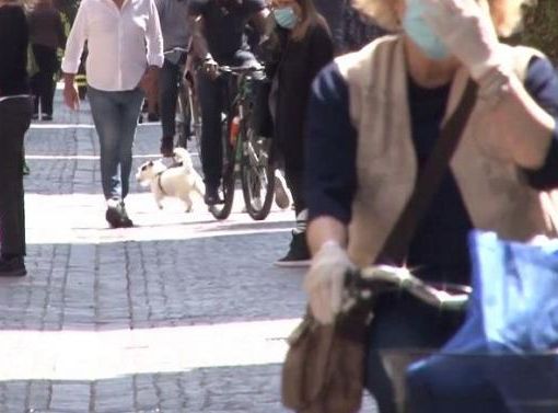 Quarantena di 10 giorni, un solo tampone per essere guariti