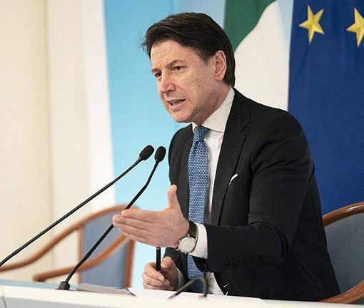 Conte: &quot;Io ci sono e ci sarò, non sarò un ostacolo per Draghi&quot;