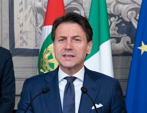 Conte si dimette e punta al terzo governo