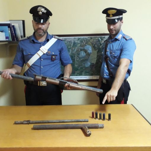 Due uomini nei guai in Oltrepò per detenzione illegale di armi da fuoco