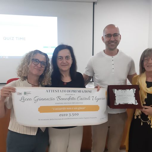 Vigevano: il liceo &quot;Cairoli&quot; premiato al concorso di Ats Pavia contro il gioco d'azzardo