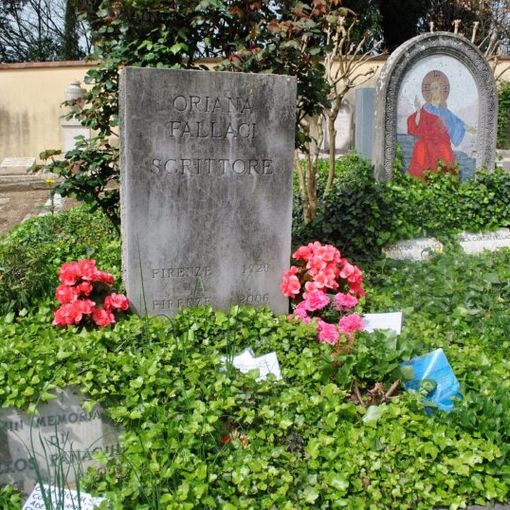 Pieve Emanuele, abusi sessuali a 76enne nel cimitero
