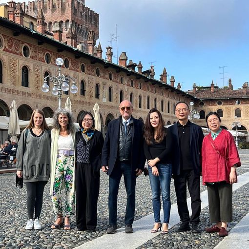 Delegazione di giornalisti cinesi a Vigevano, presso l'AIPS