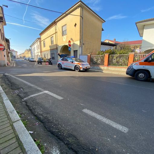 Valle: incidente in via Contrada della Valle, soccorso motociclista 16enne