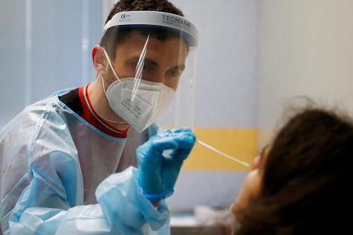Covid, in provincia di Pavia 470 contagi. In Lombardia 8.115 casi e 12 decessi